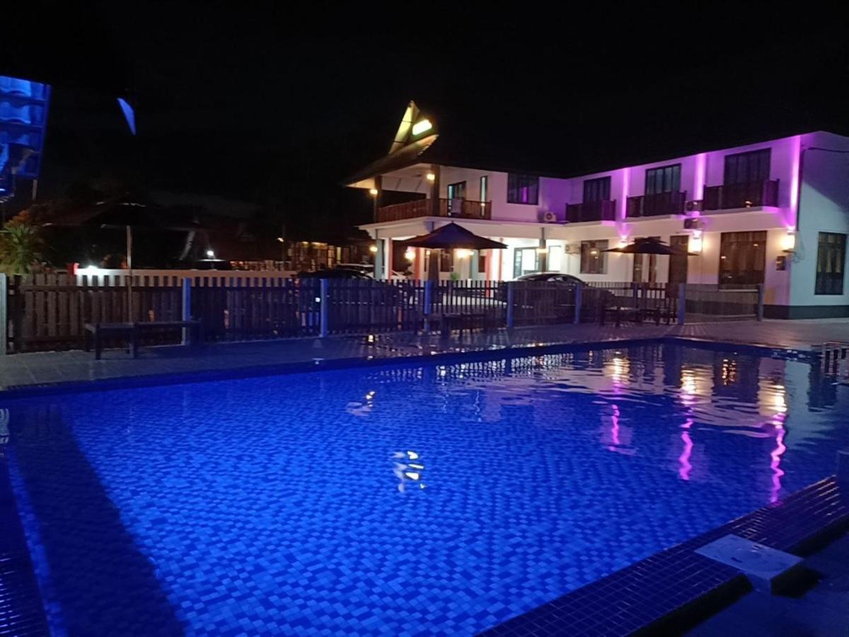 Villa Wanie Inn Сетиу Екстериор снимка