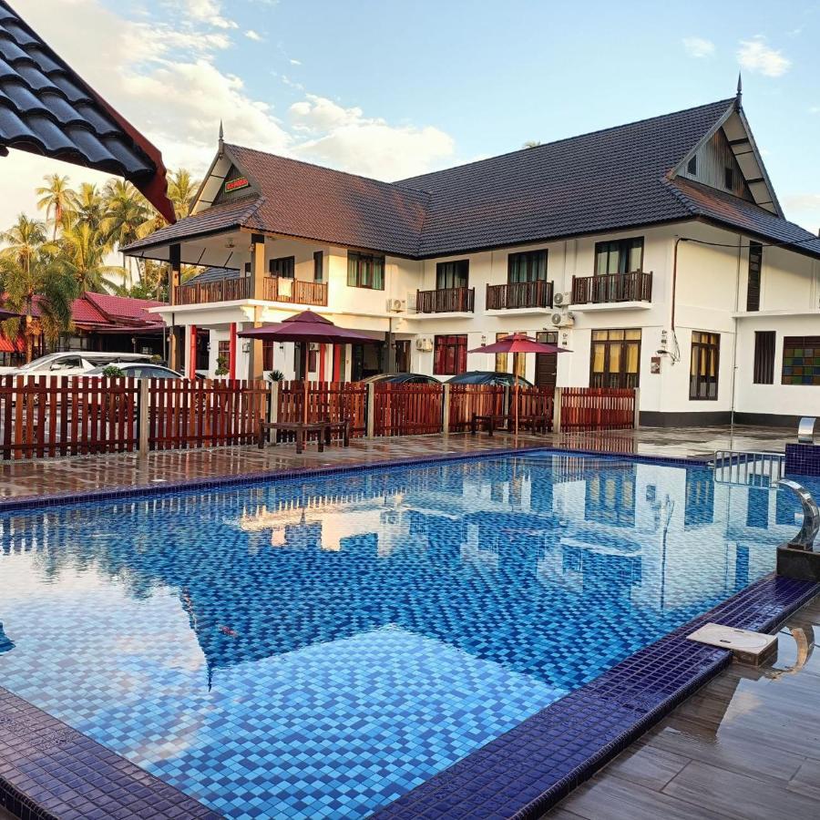 Villa Wanie Inn Сетиу Екстериор снимка
