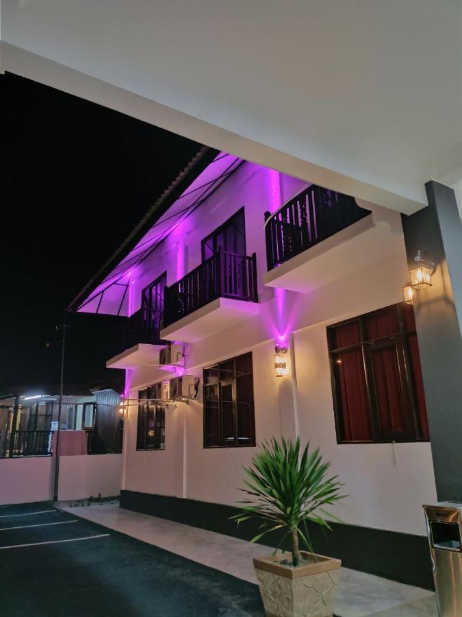 Villa Wanie Inn Сетиу Екстериор снимка
