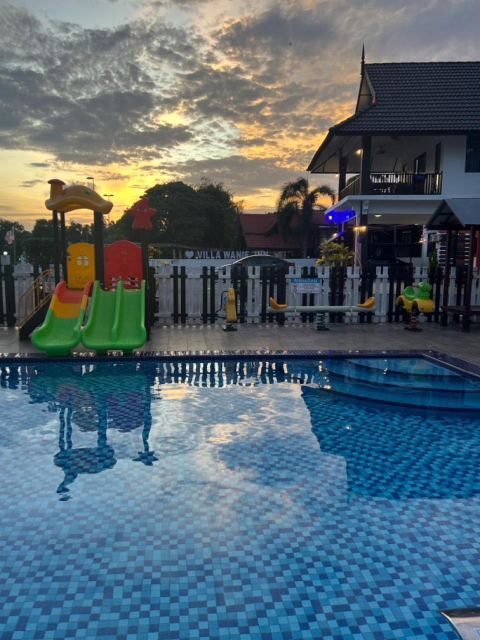 Villa Wanie Inn Сетиу Екстериор снимка